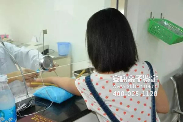 毕节肇庆DNA亲子鉴定在哪里，肇庆市医院亲子鉴定中心在哪里 